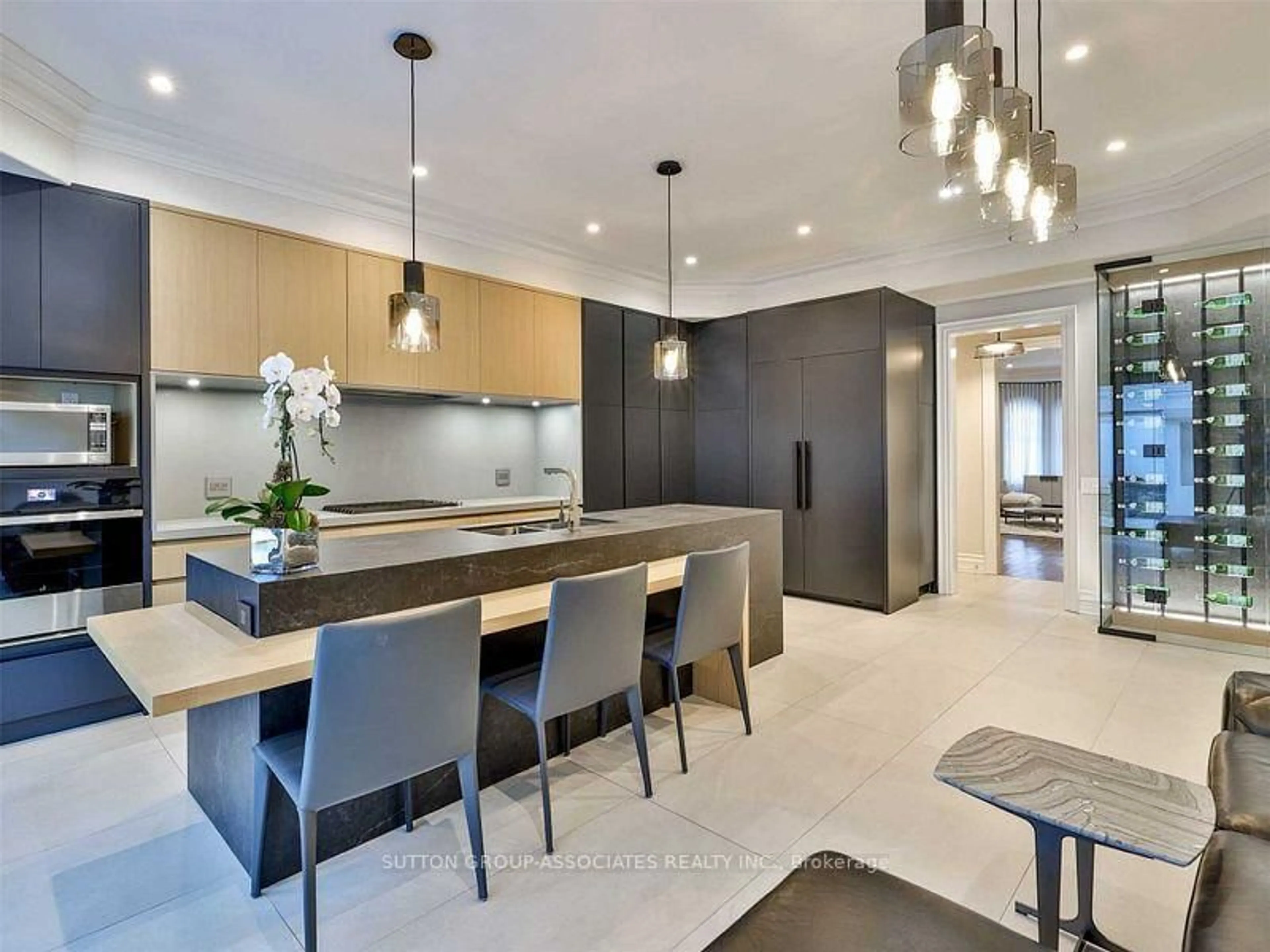 Contemporary kitchen, unknown for 31 Webster Ave, Toronto Ontario M5R 1N6
