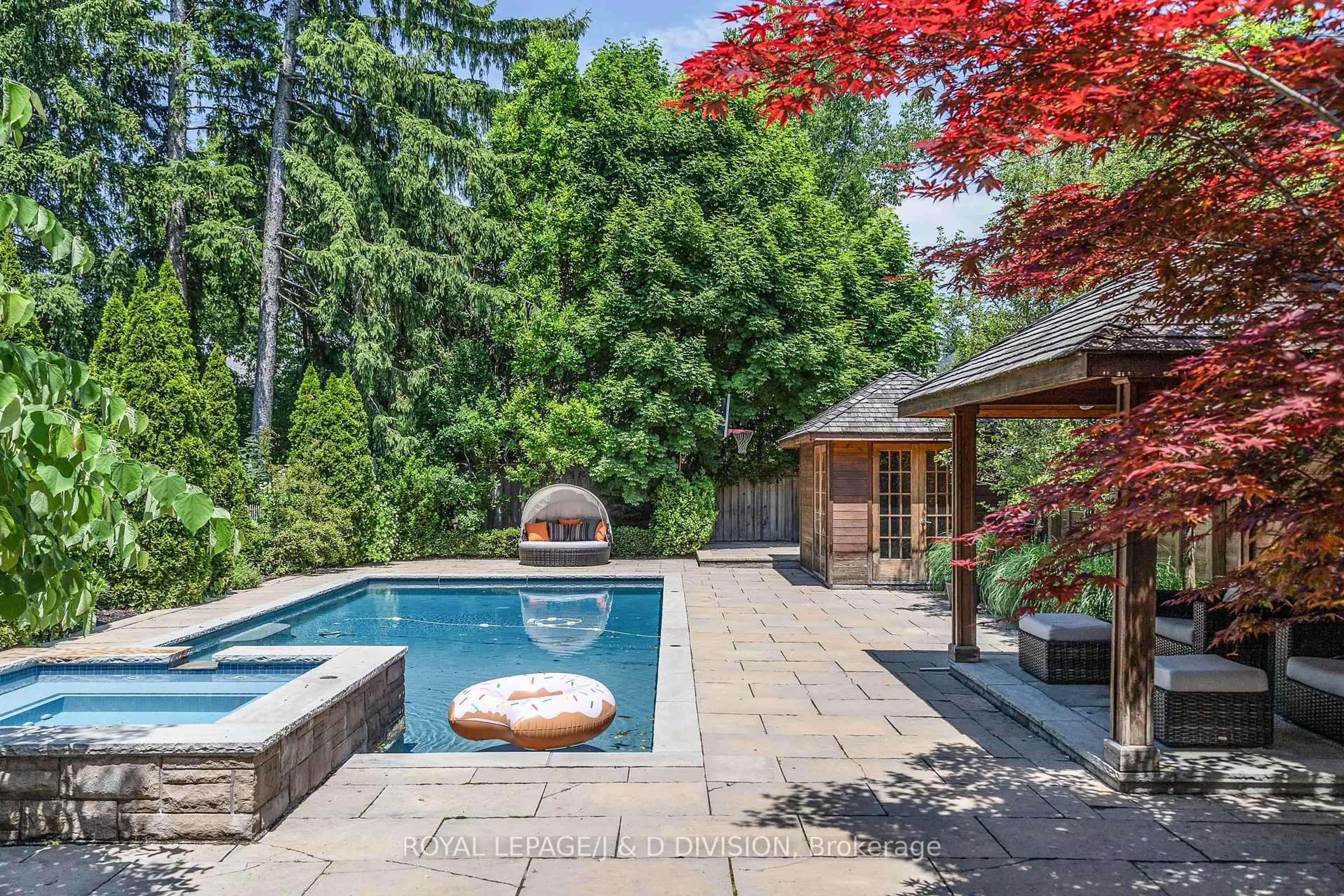 Pool for 188 Glencairn Ave, Toronto Ontario M4R 1N2