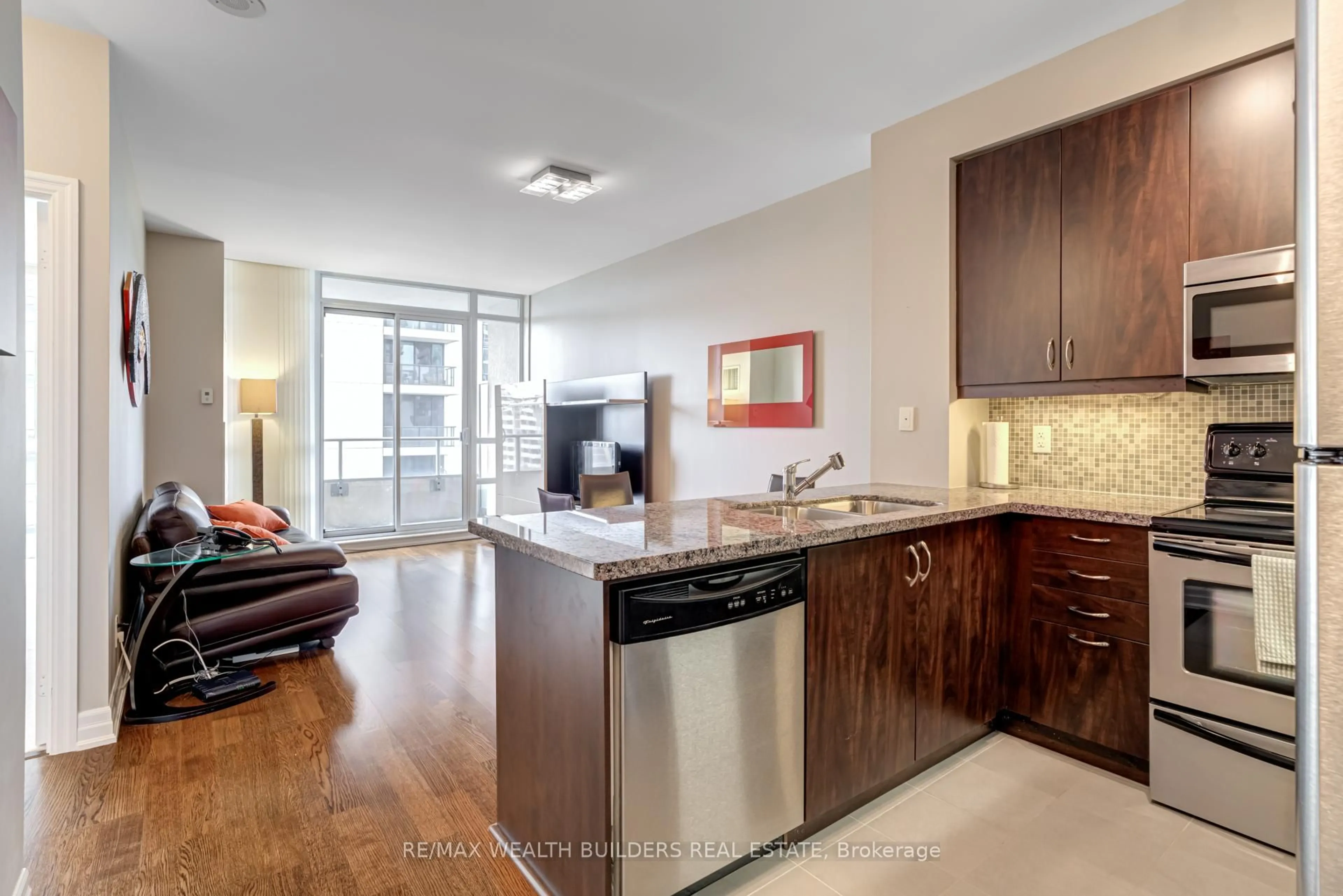 Open concept kitchen, unknown for 500 St Clair Ave #904, Toronto Ontario M6C 1A8