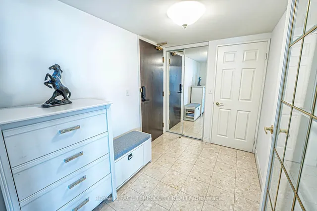Additional property image - 23 Hollywood Ave Unit 3308