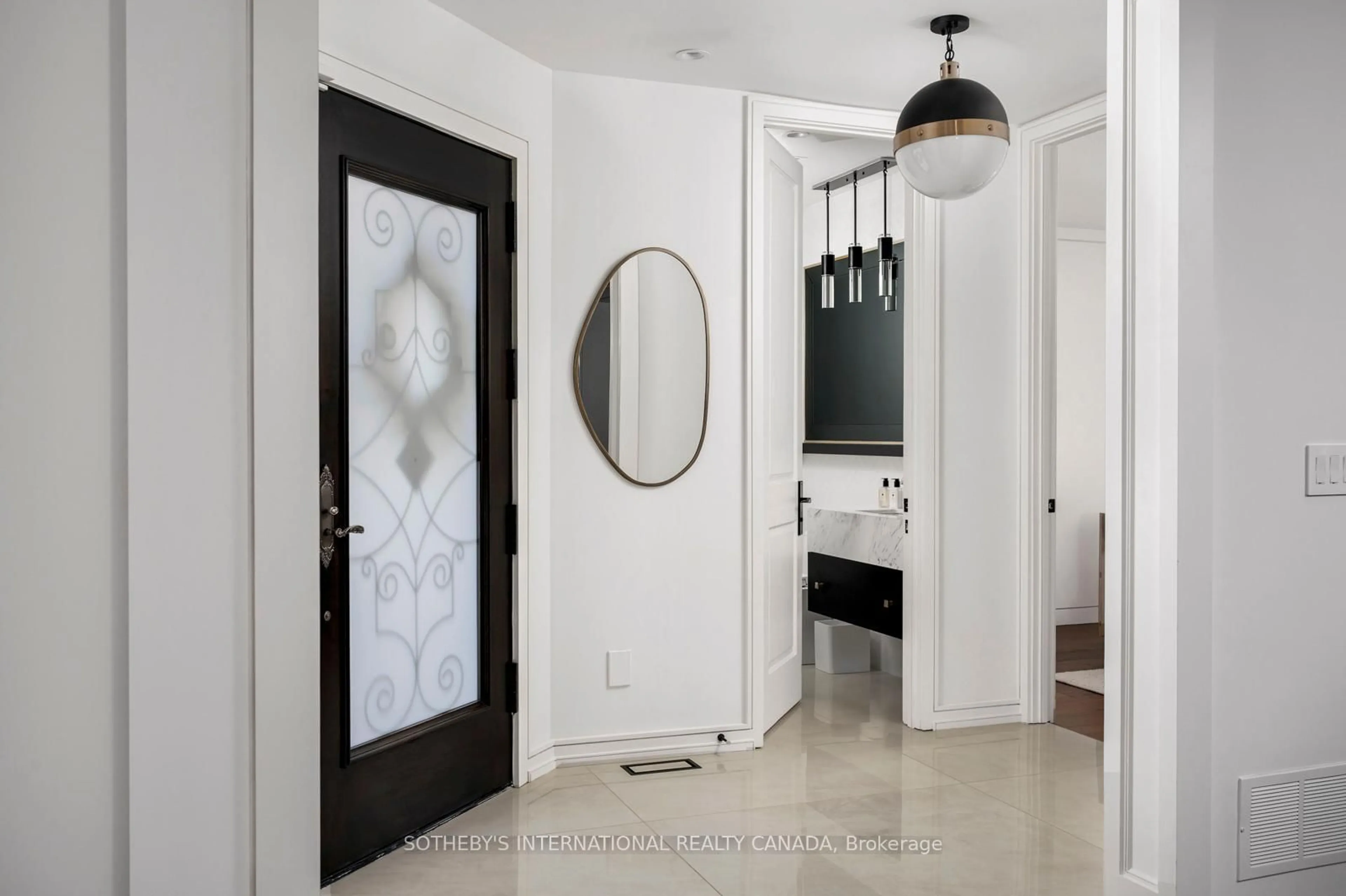 Indoor entryway for 23 Douglas Dr, Toronto Ontario M4W 2B2