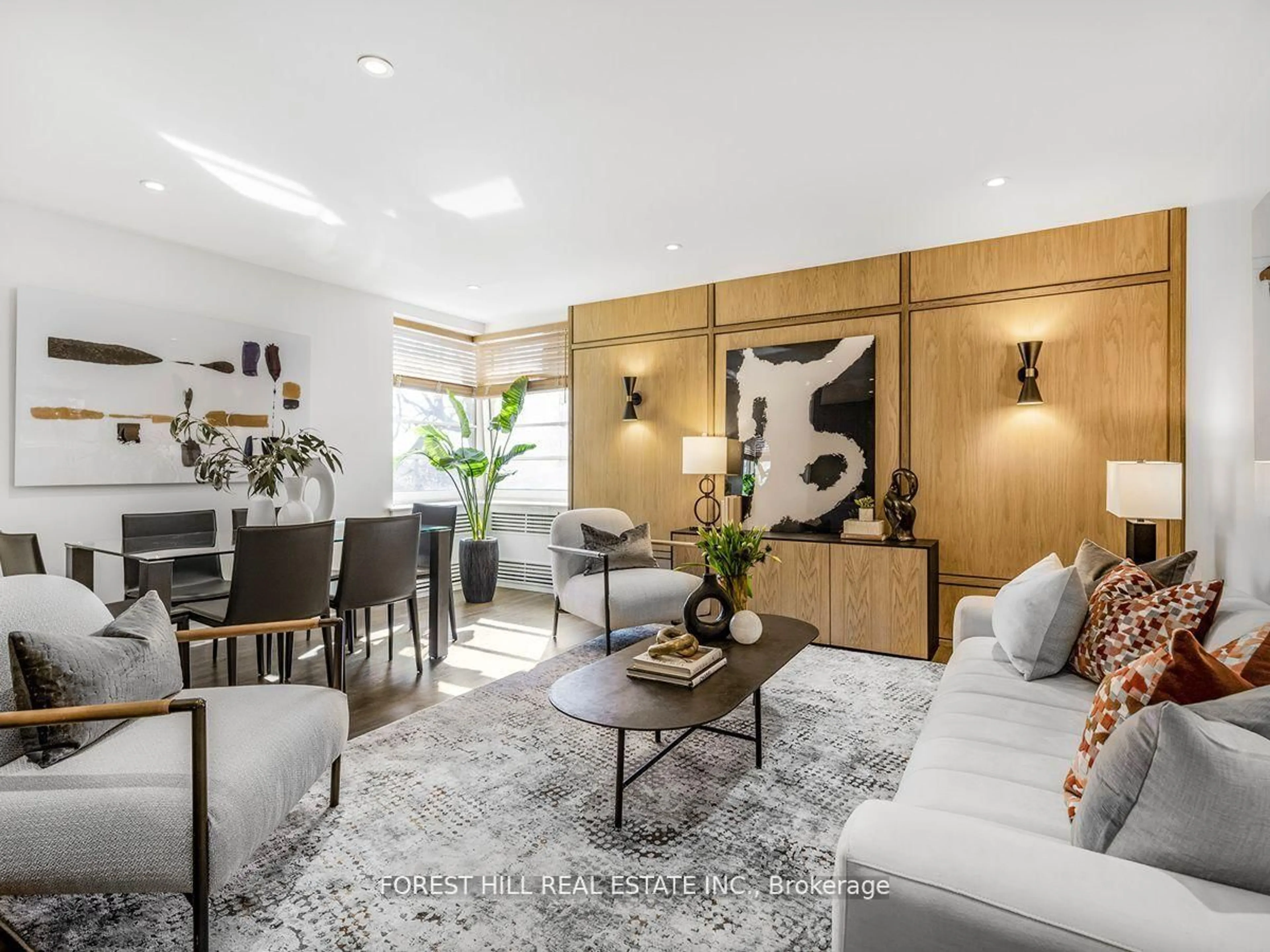 Living room with furniture, unknown for 717 Eglinton Ave #307, Toronto Ontario M5N 1C9