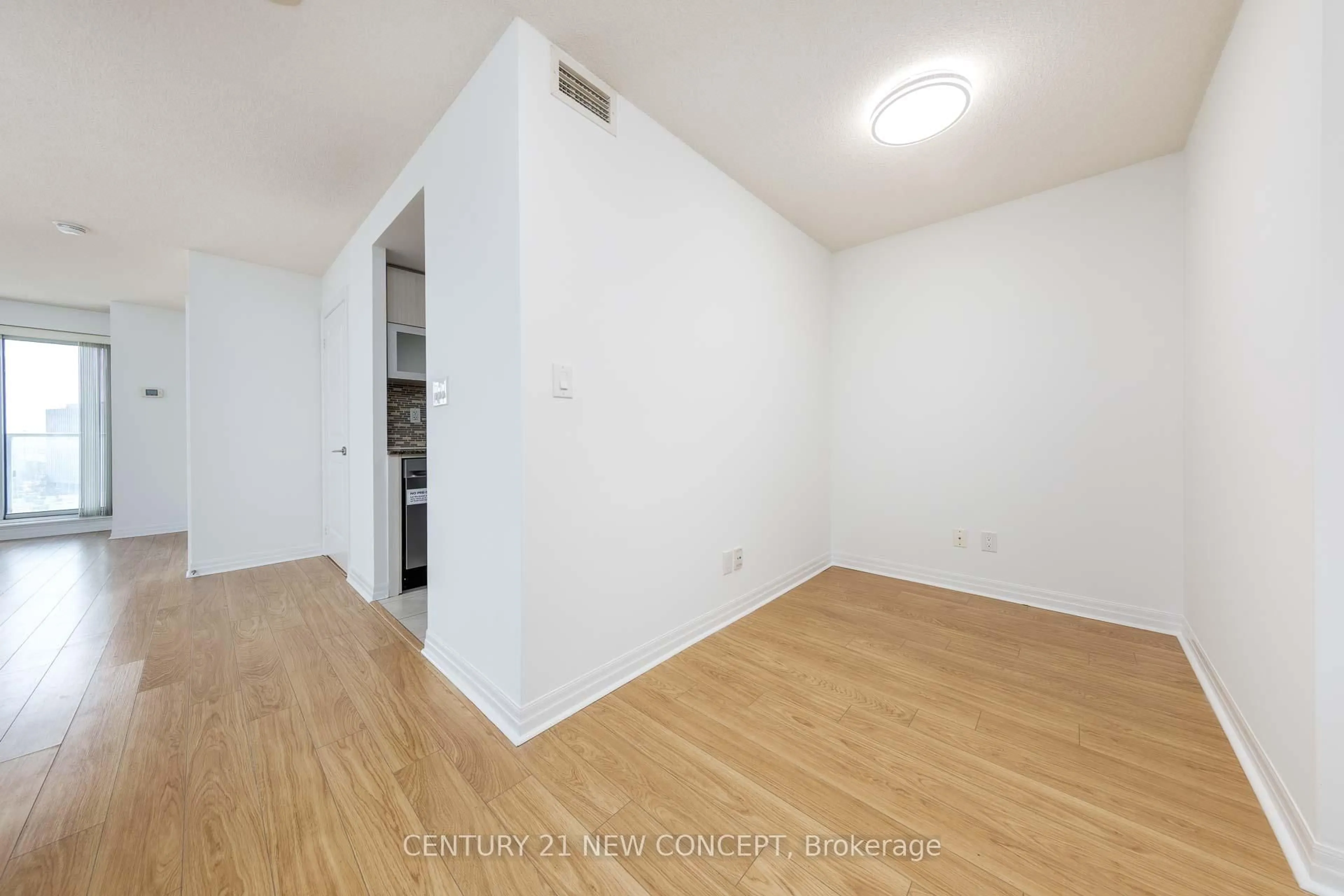 A pic of a room for 2015 Sheppard Ave #903, Toronto Ontario M2J 1W6