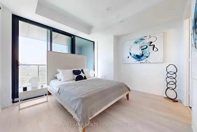 Additional property image - 195 McCaul St Unit 1302