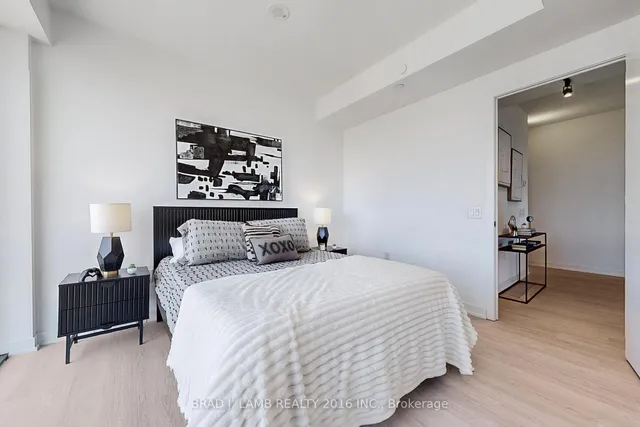 Additional property image - 195 McCaul St Unit 1302