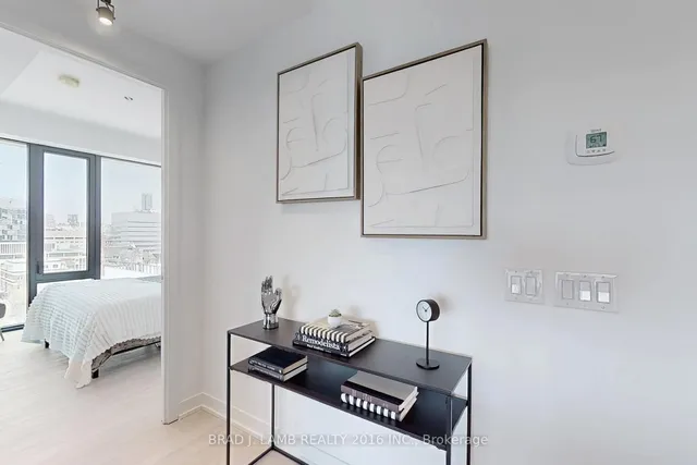 Additional property image - 195 McCaul St Unit 1302