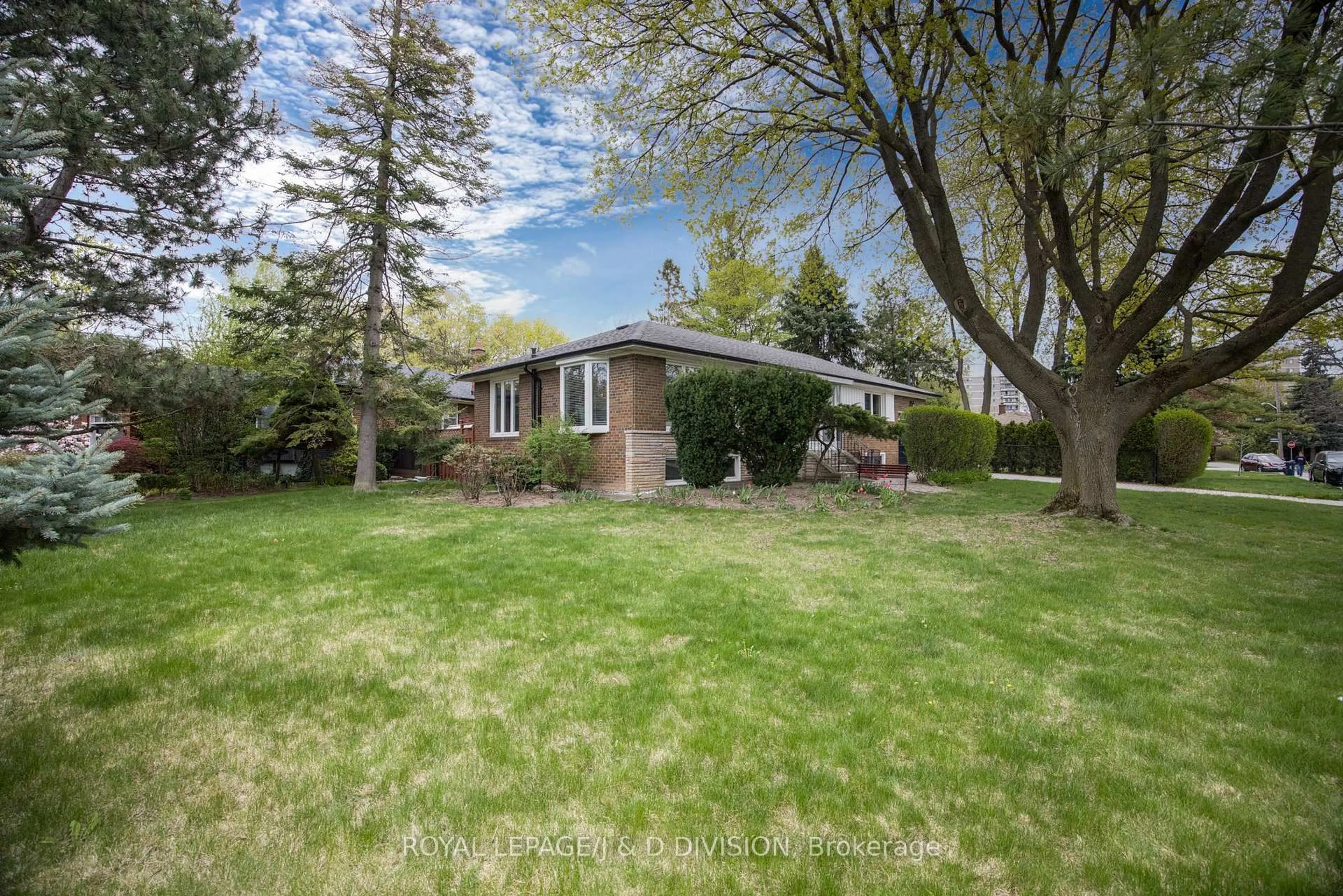 Unknown for 48 Greengrove Cres, Toronto Ontario M3A 1H9