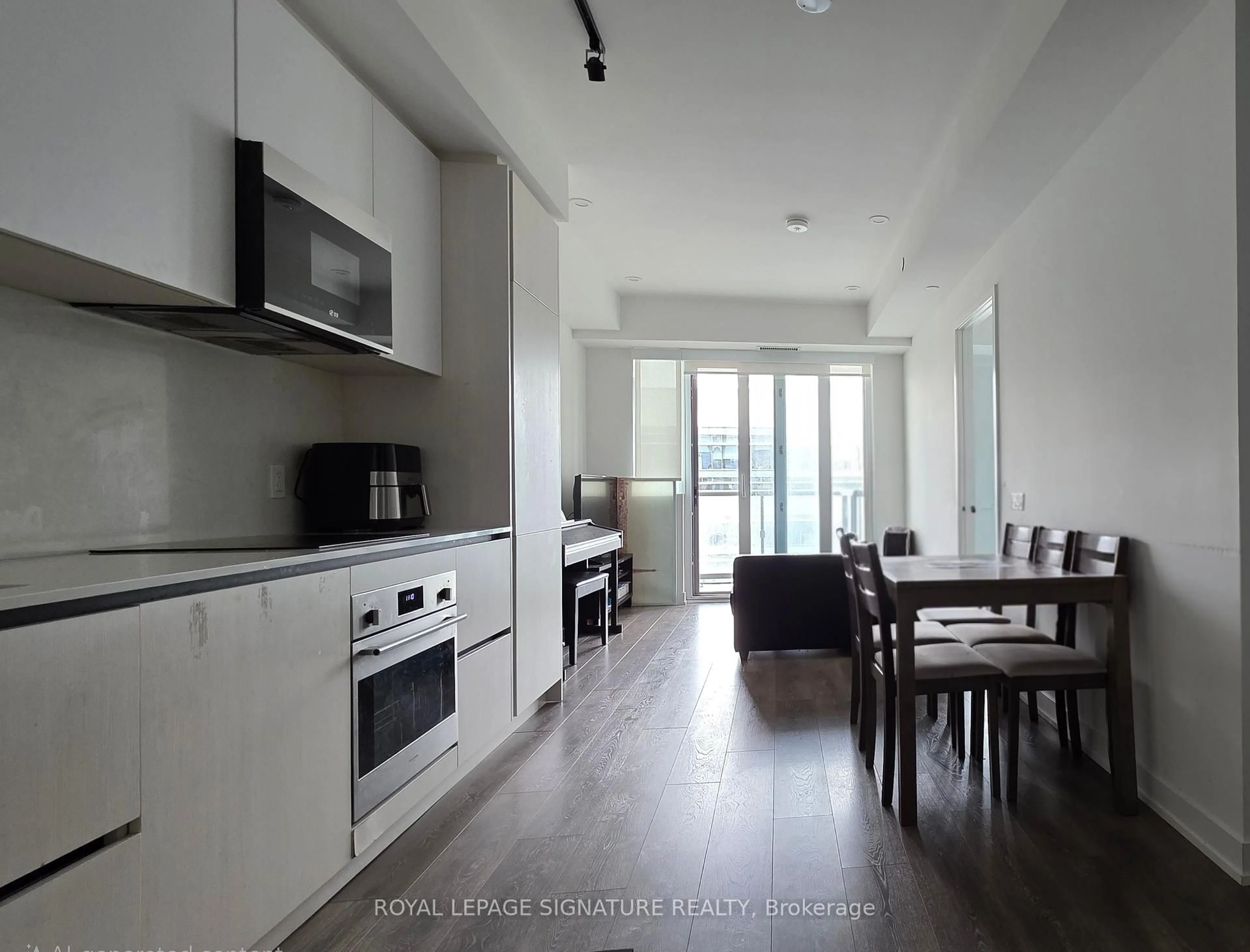 Unknown for 108 Peter St #2101, Toronto Ontario M5V 0W2