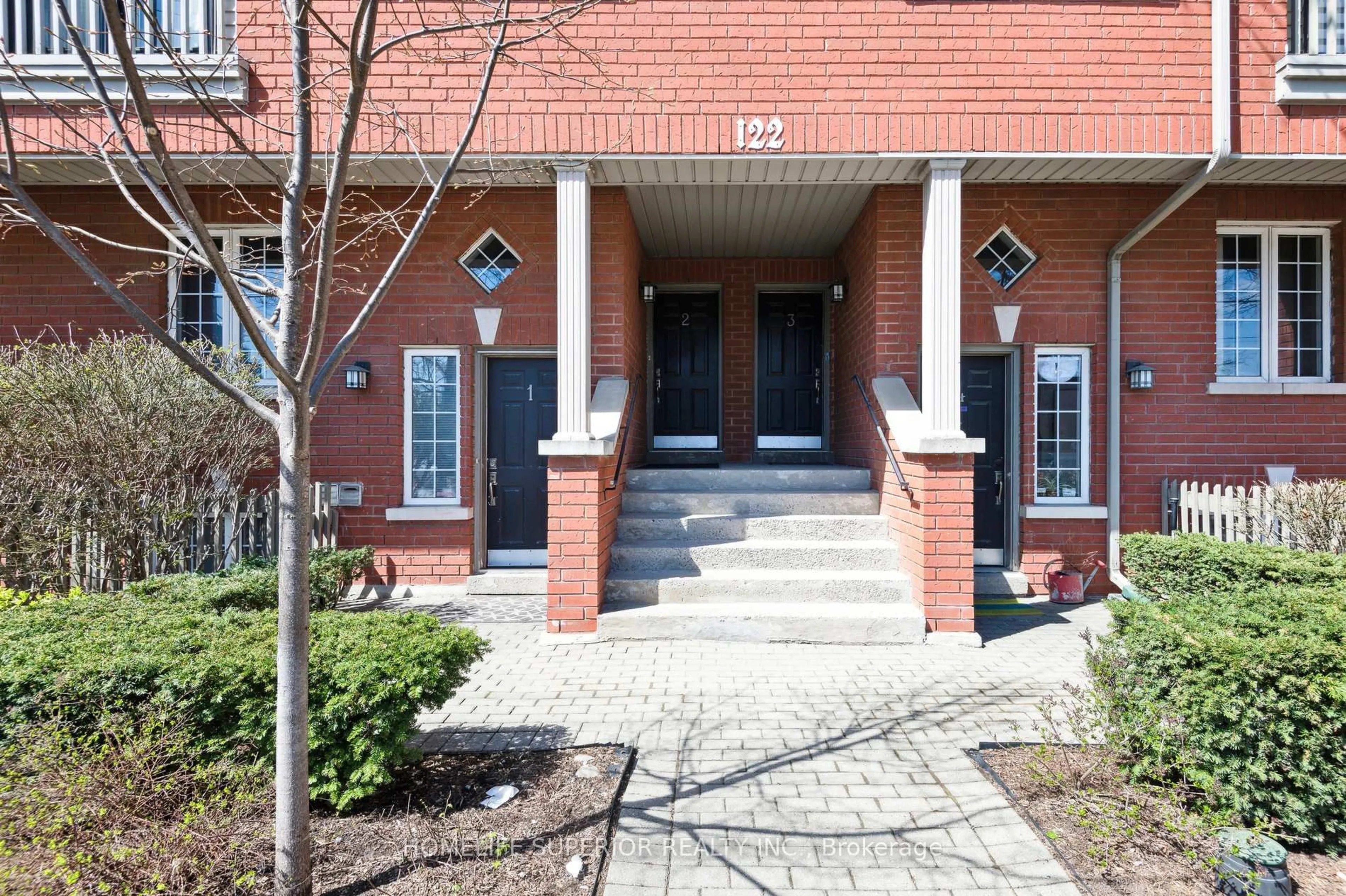 Unknown for 122 Strachan Ave #1, Toronto Ontario M6J 3W4