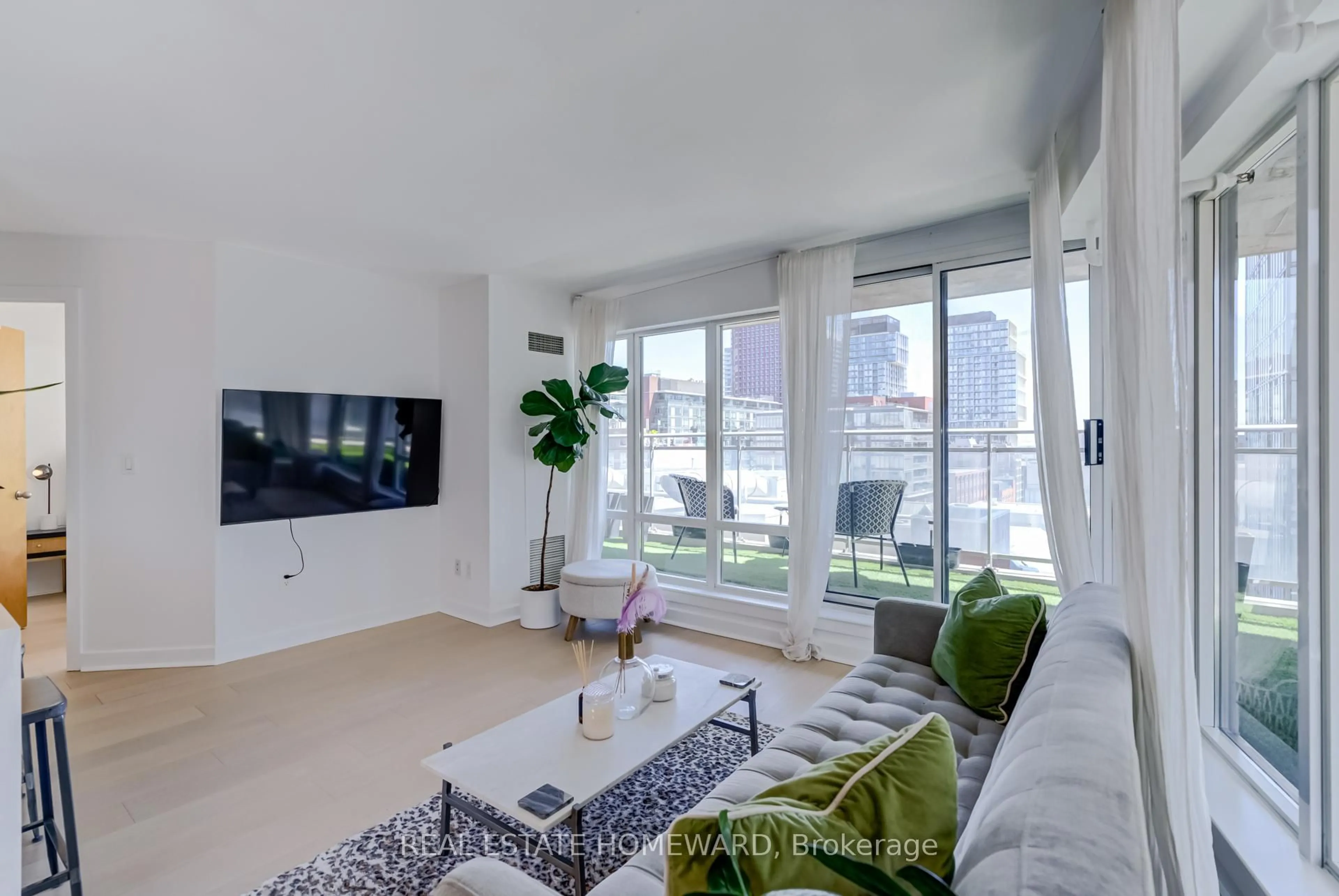 Living room with furniture, unknown for 255 Richmond St #1004, Toronto Ontario M5A 4T7