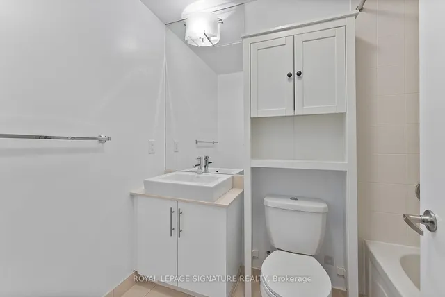 Additional property image - 65 Bremner Blvd Unit 4101