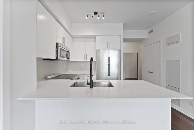 Additional property image - 65 Bremner Blvd Unit 4101