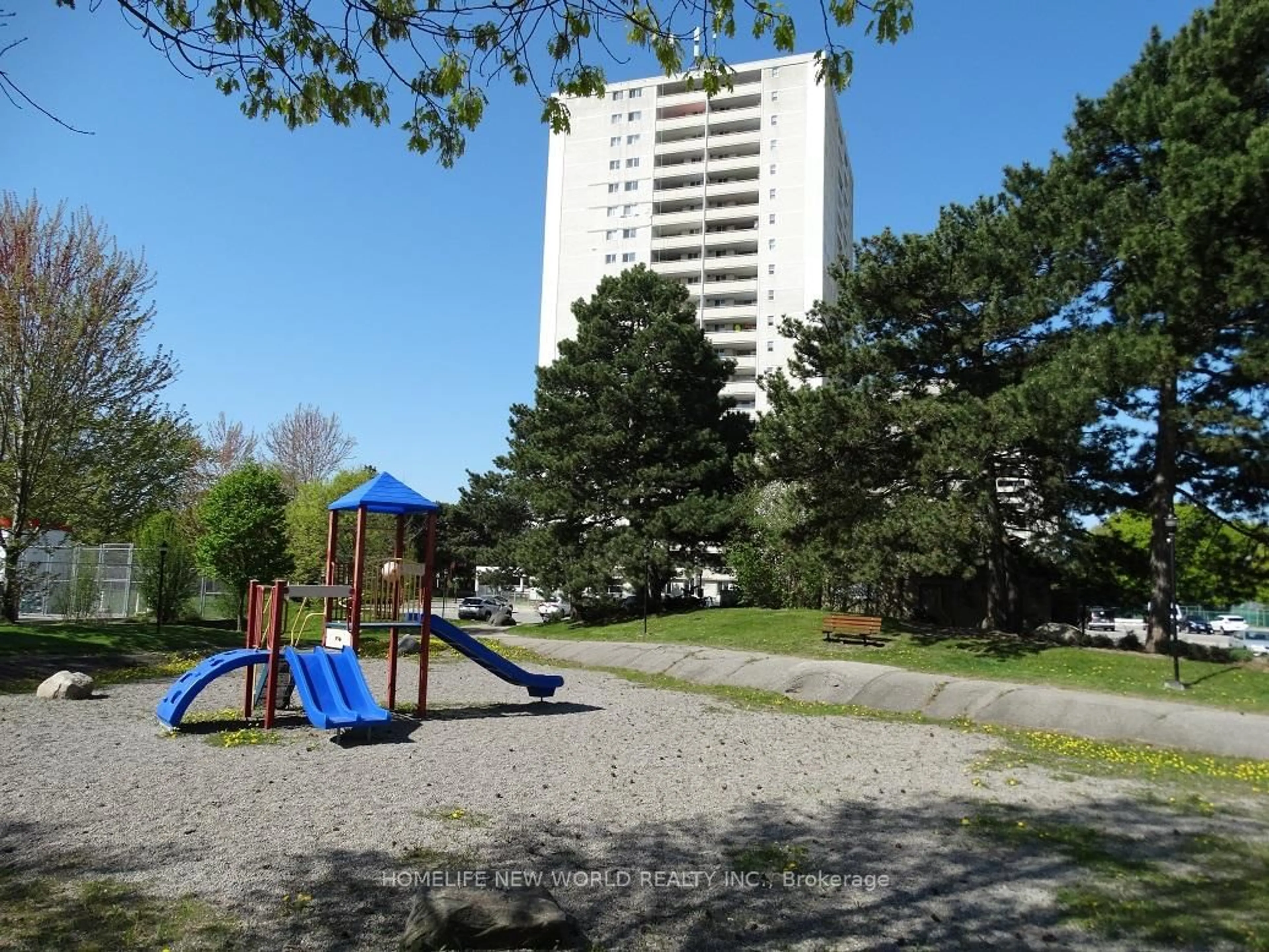 Patio, unknown for 1350 York Mills Rd #2205, Toronto Ontario M3A 2A1