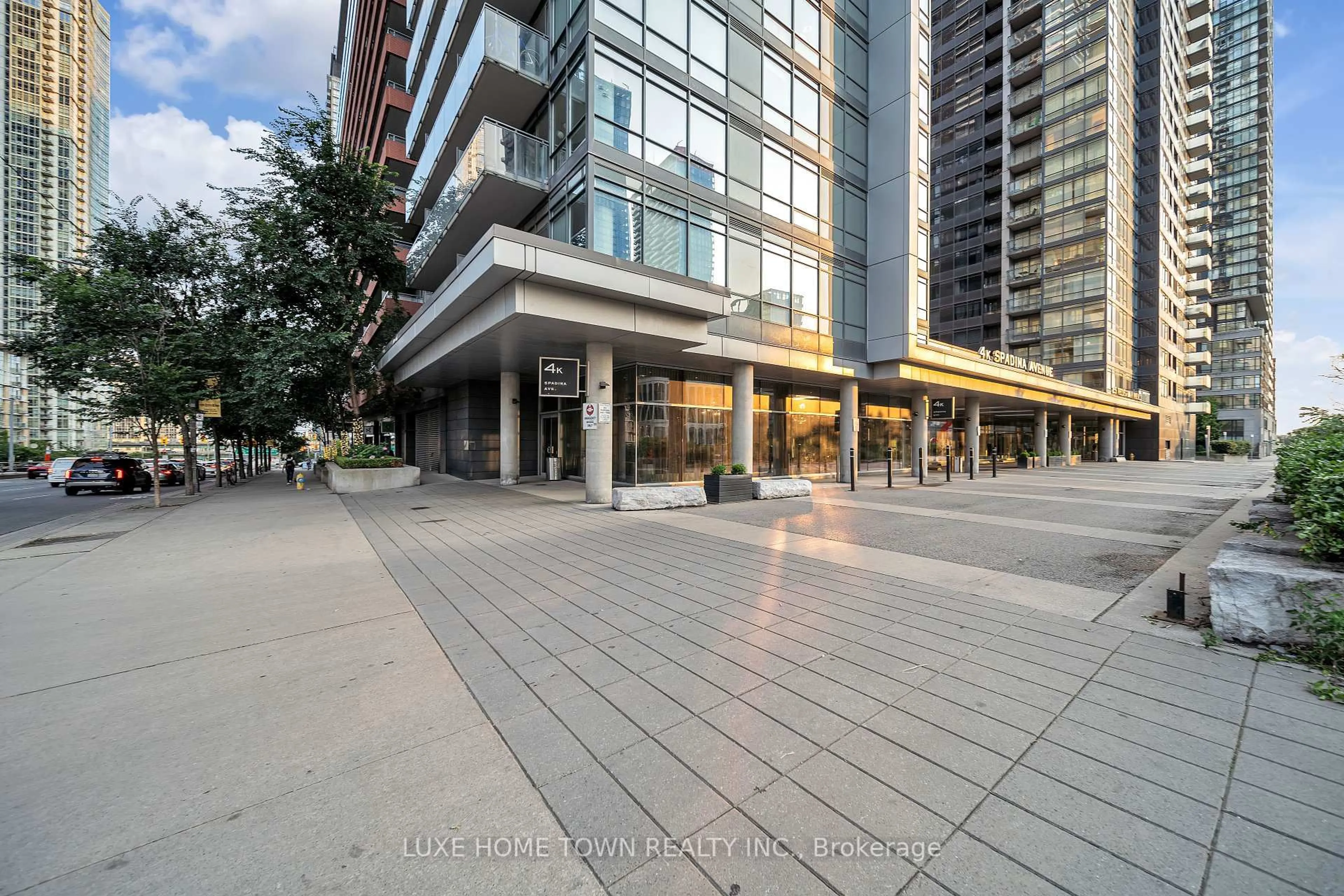 Patio, unknown for 4K Spadina Ave #711, Toronto Ontario M5V 3Y9