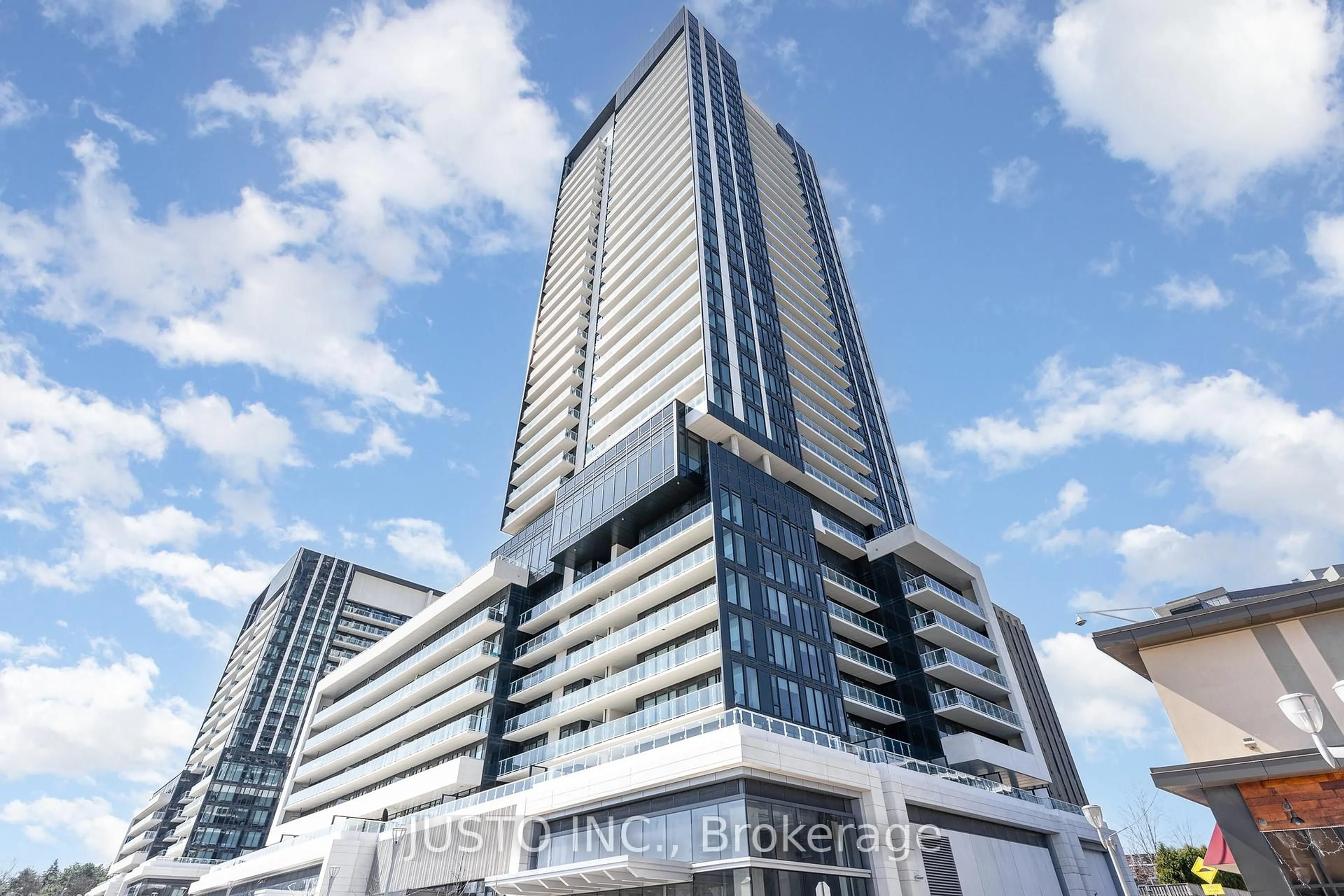 Indoor foyer for 50 O'Neill Dr #622, Toronto Ontario M3C 0R1
