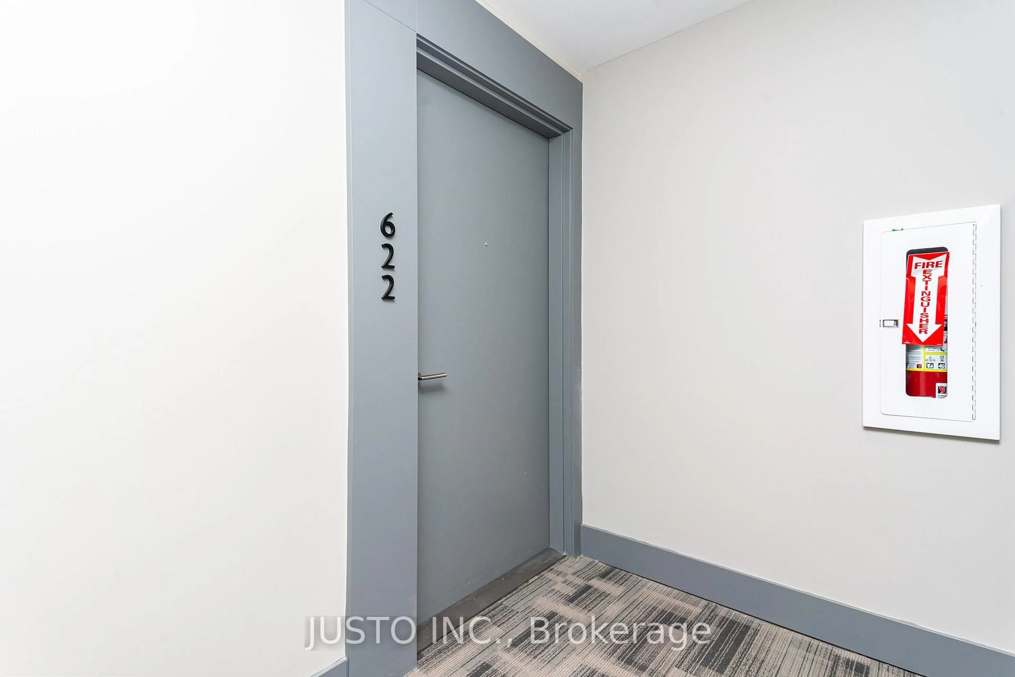 Indoor entryway for 50 O'Neill Dr #622, Toronto Ontario M3C 0R1