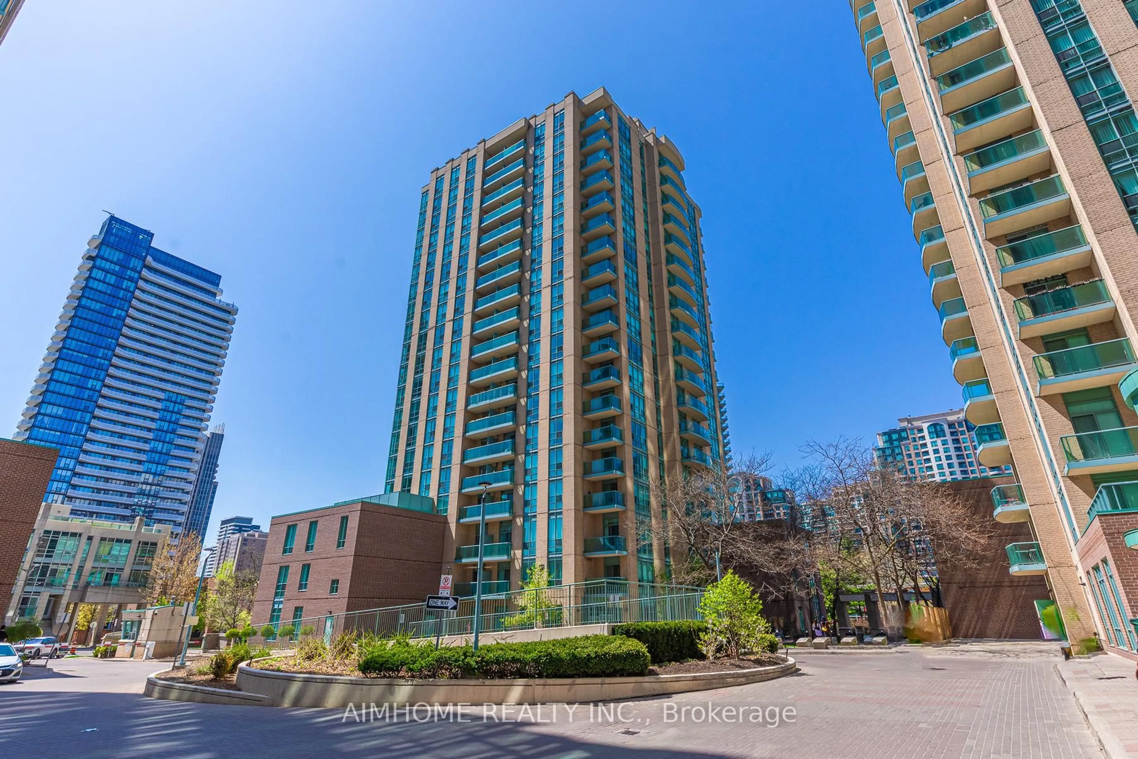 A pic from outside/outdoor area/front of a property/back of a property/a pic from drone, city buildings view from balcony for 20 Olive Ave #1501, Toronto Ontario M2N 7G5