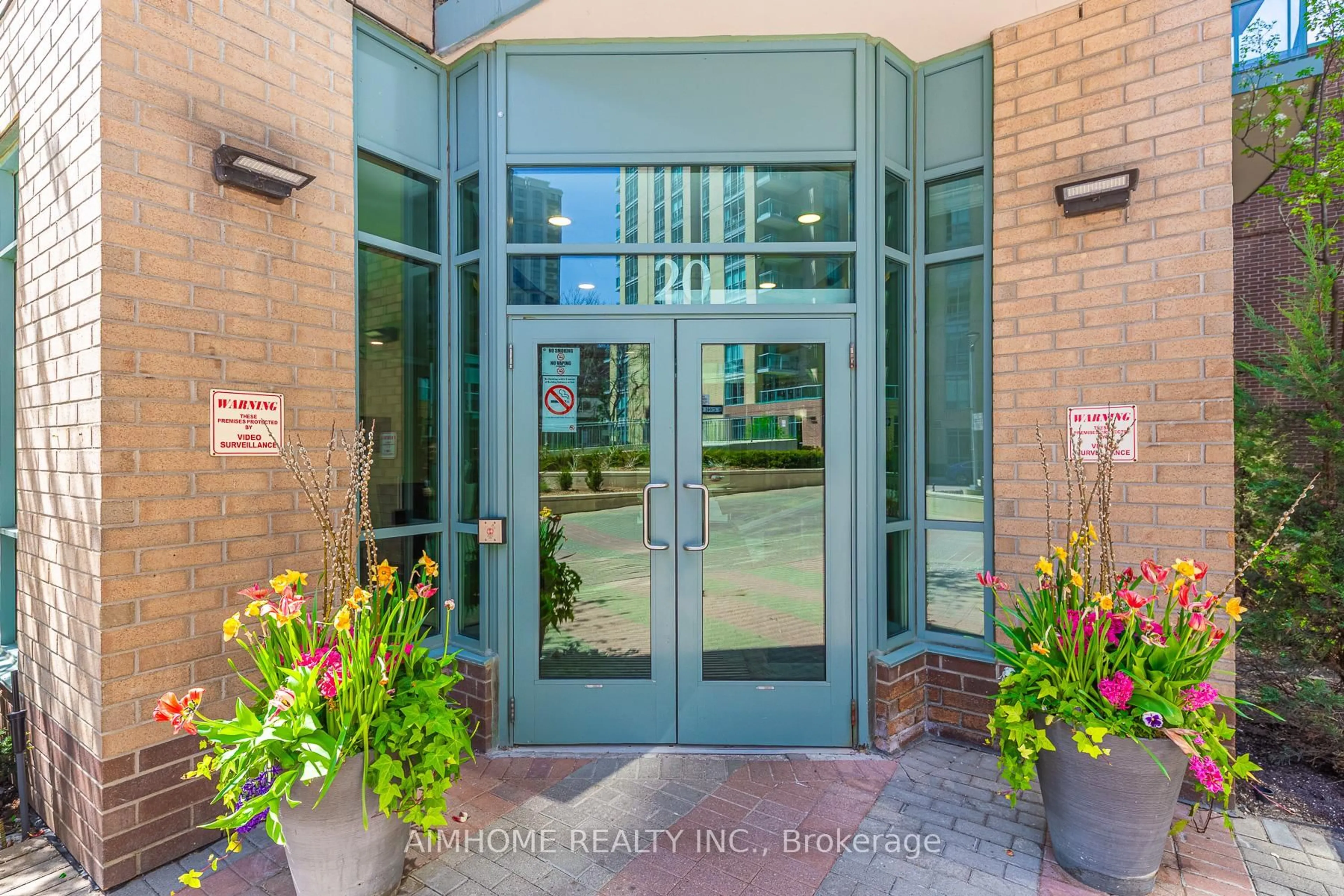 Indoor entryway for 20 Olive Ave #1501, Toronto Ontario M2N 7G5