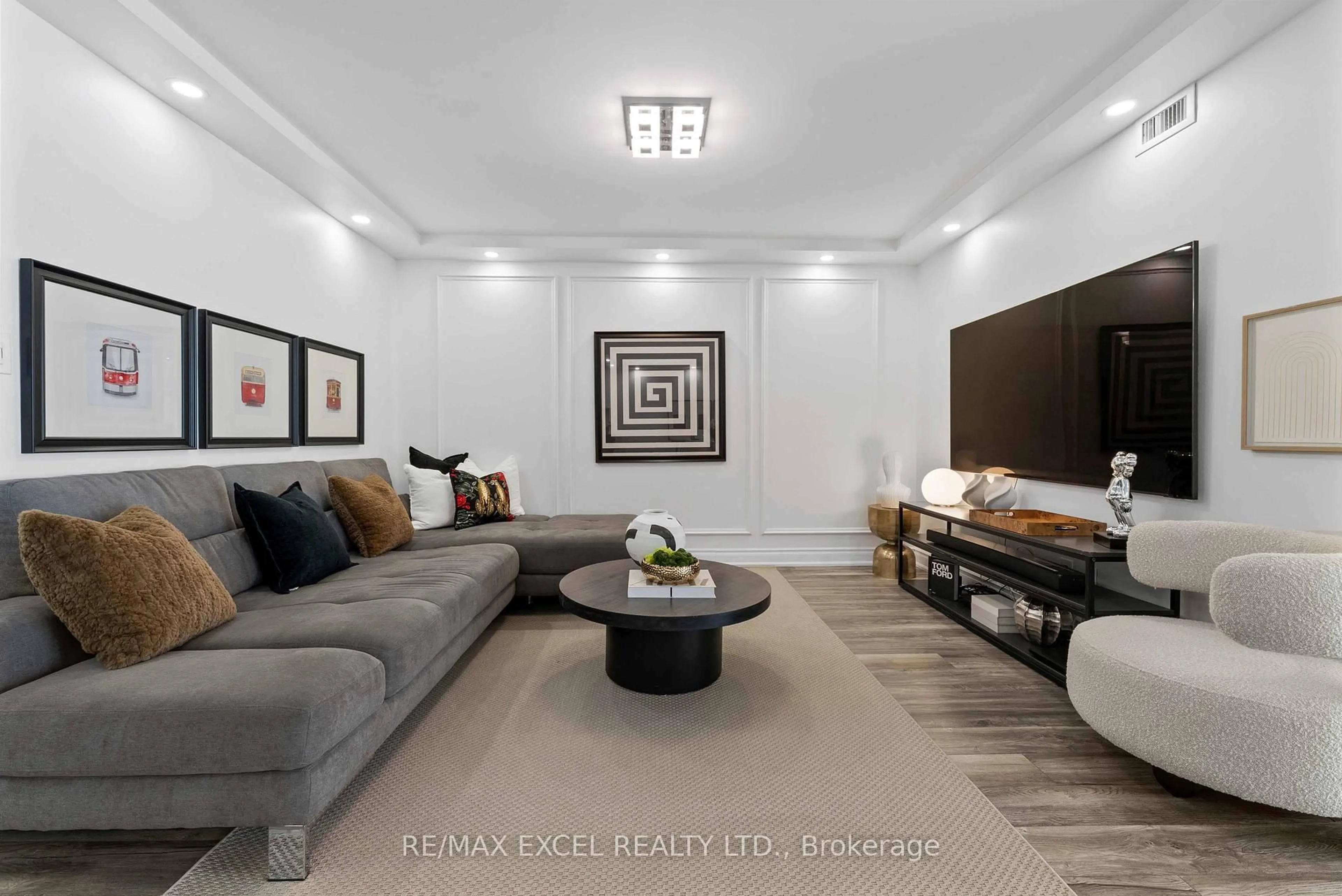 Living room with furniture, unknown for 30 Greenfield Ave #607, Toronto Ontario M2N 6N3