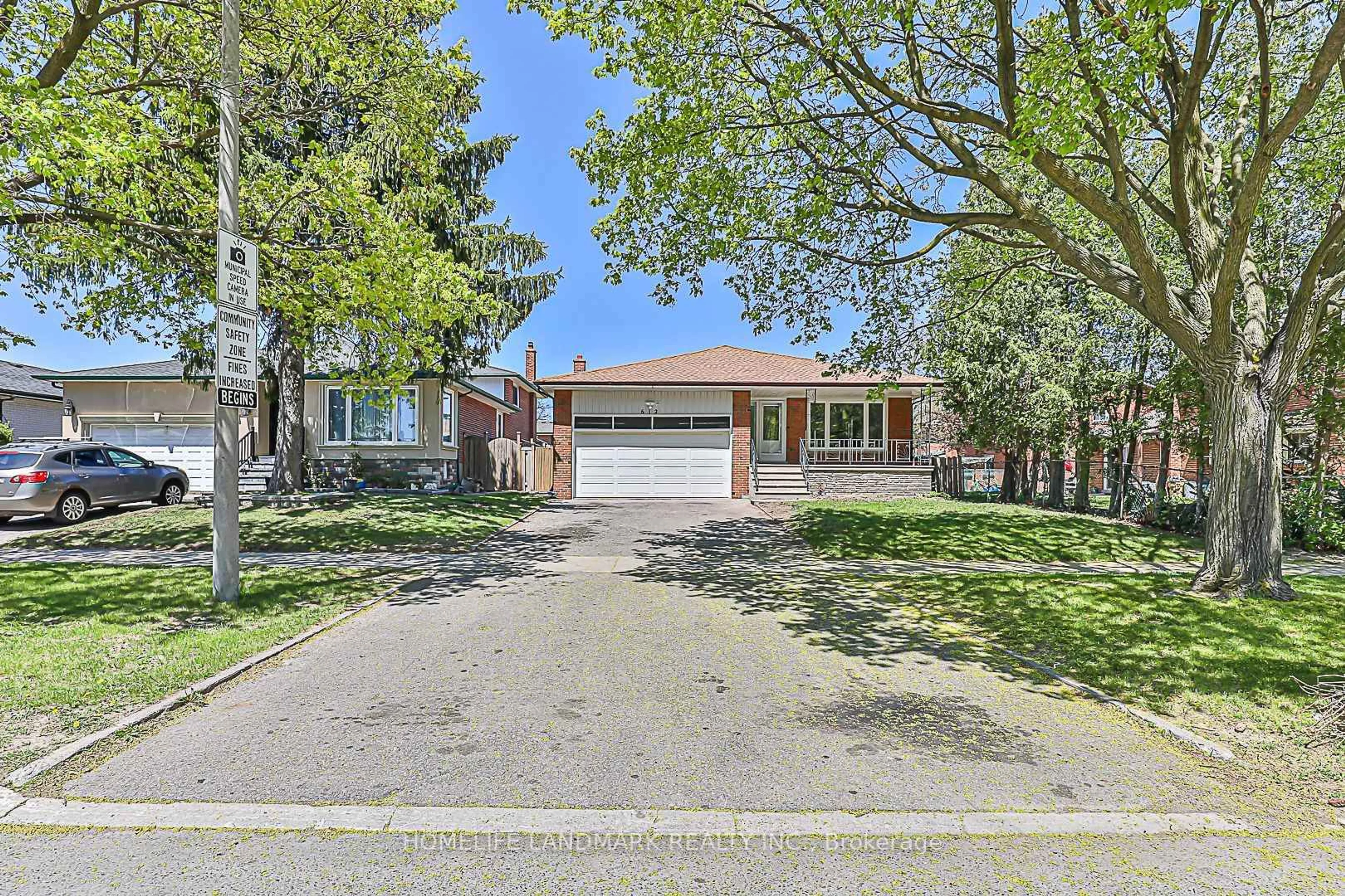 Unknown for 612 Van Horne Ave, Toronto Ontario M2J 2V4