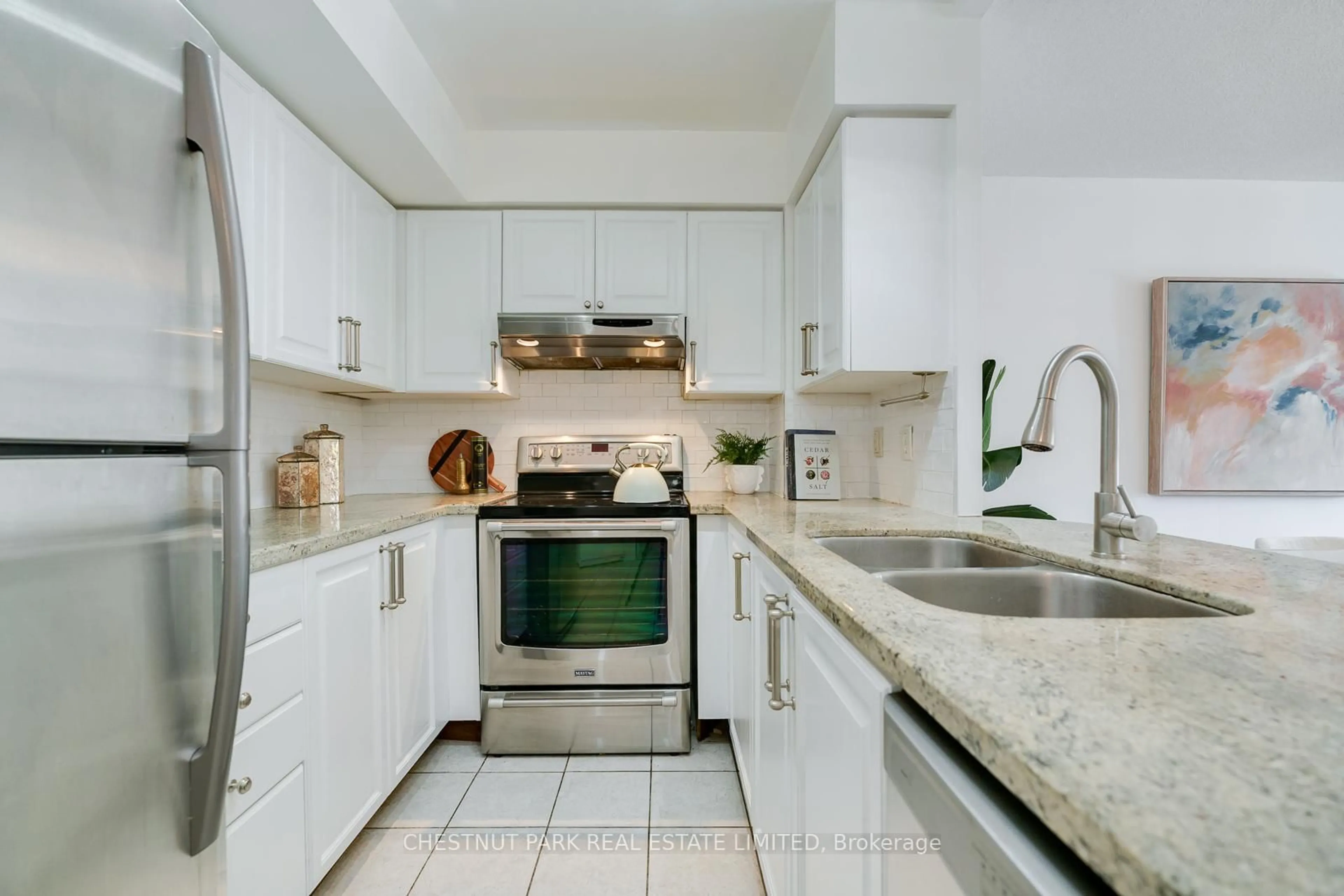 Unknown for 300 Balliol St #404, Toronto Ontario M4S 3G6