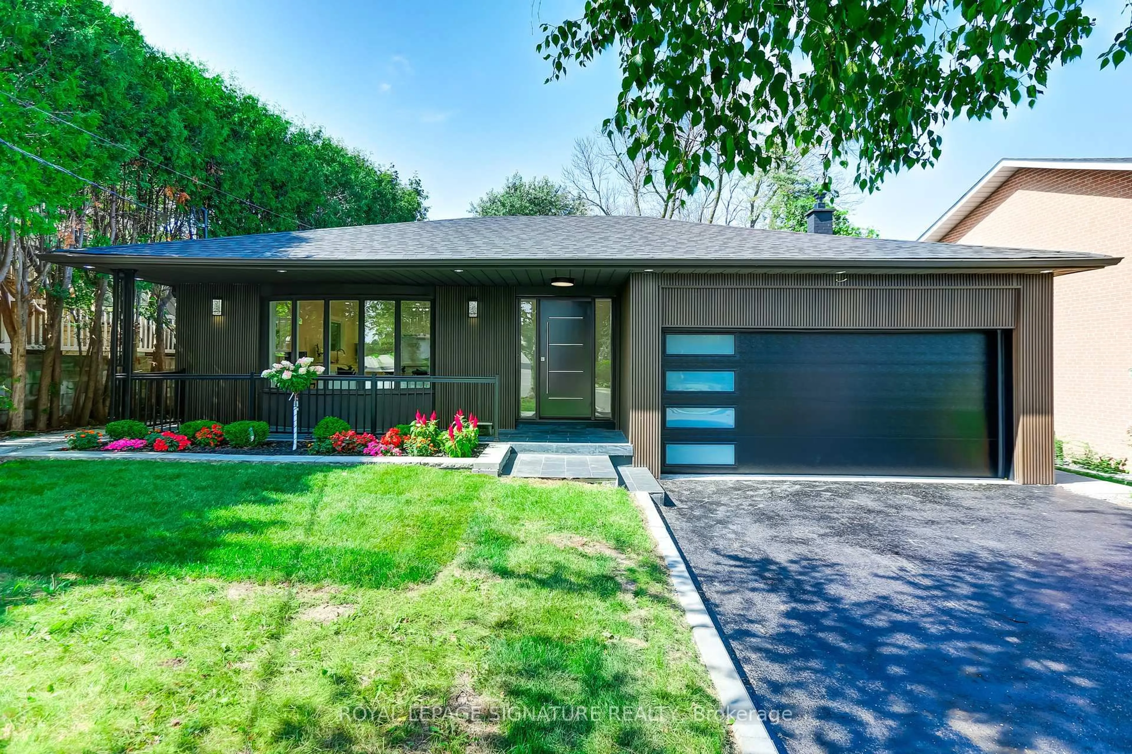 Home with brick exterior material, street for 30 Snowcrest Ave, Toronto Ontario M2K 2K7