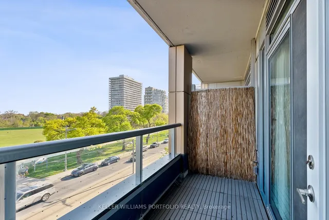 Additional property image - 6 Parkwood Ave Unit 310
