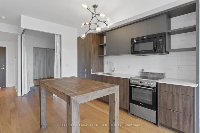 Additional property image - 6 Parkwood Ave Unit 310