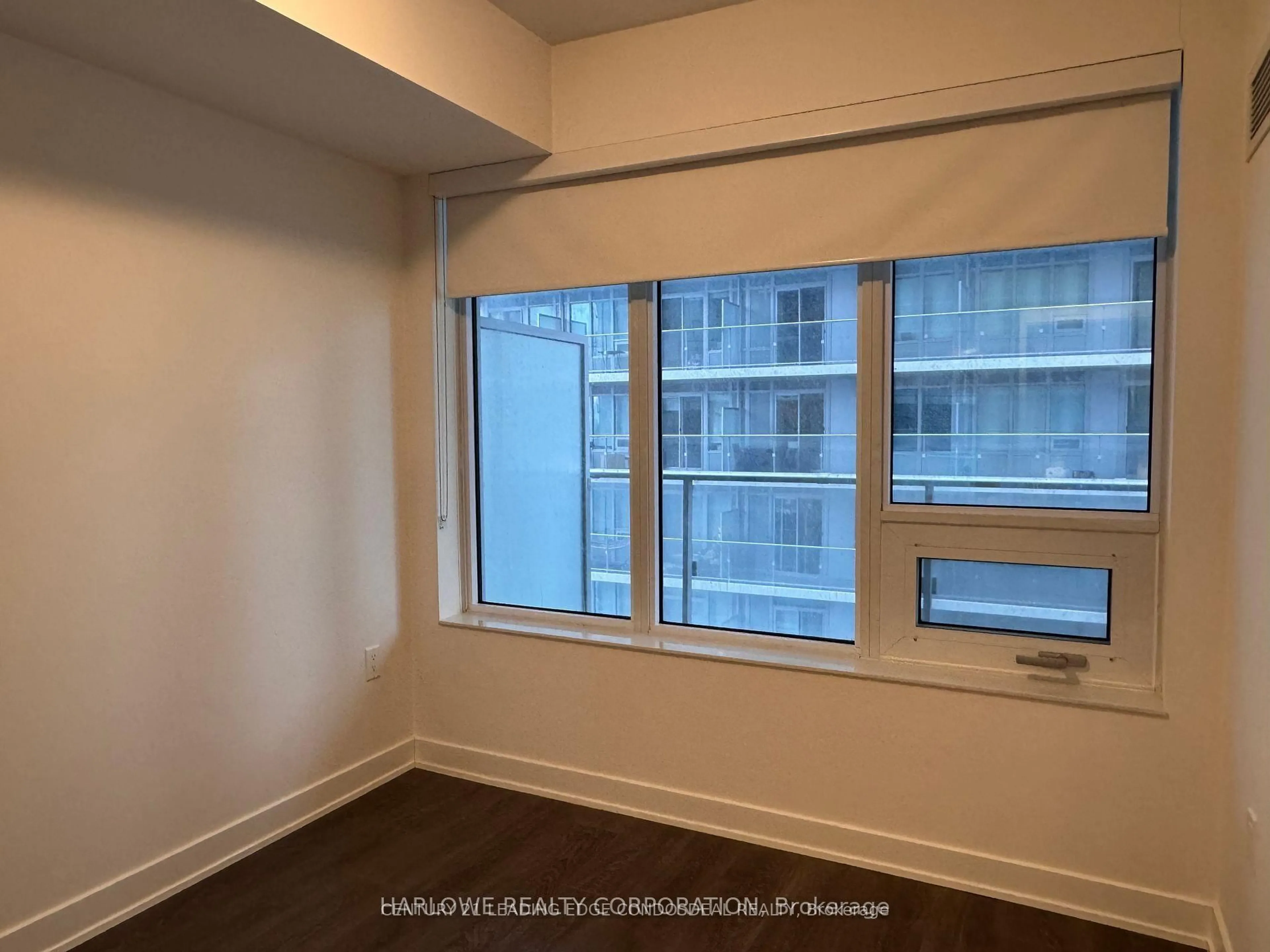 A pic of a room for 99 Broadway Ave #1605, Toronto Ontario M4P 0E3