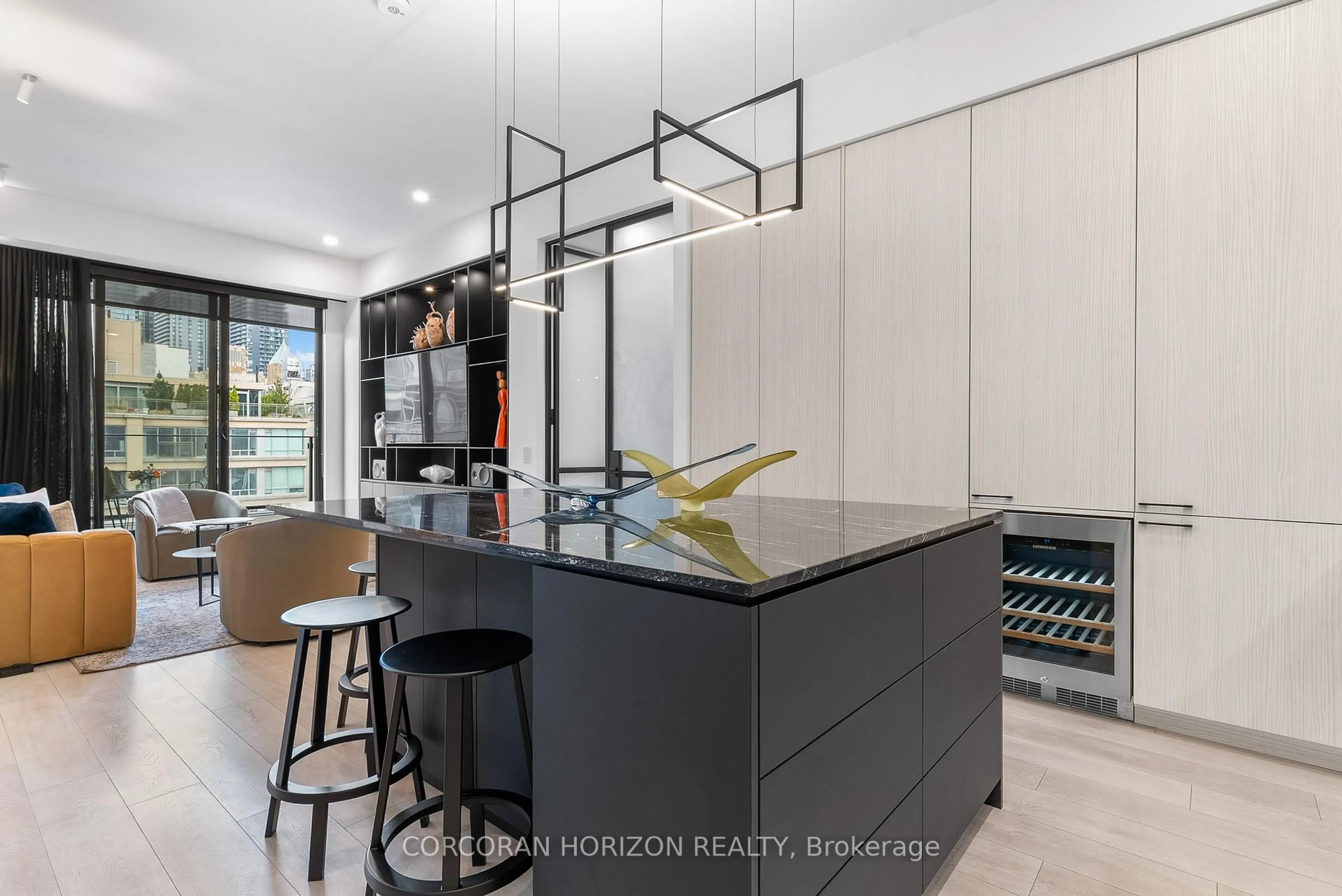 Contemporary kitchen, unknown for 505 Richmond St #419, Toronto Ontario M5V 0P4