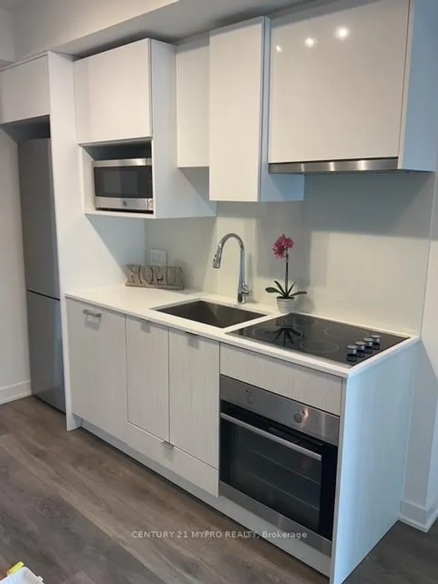 Additional property image - 195 Redpath Ave Unit 1713