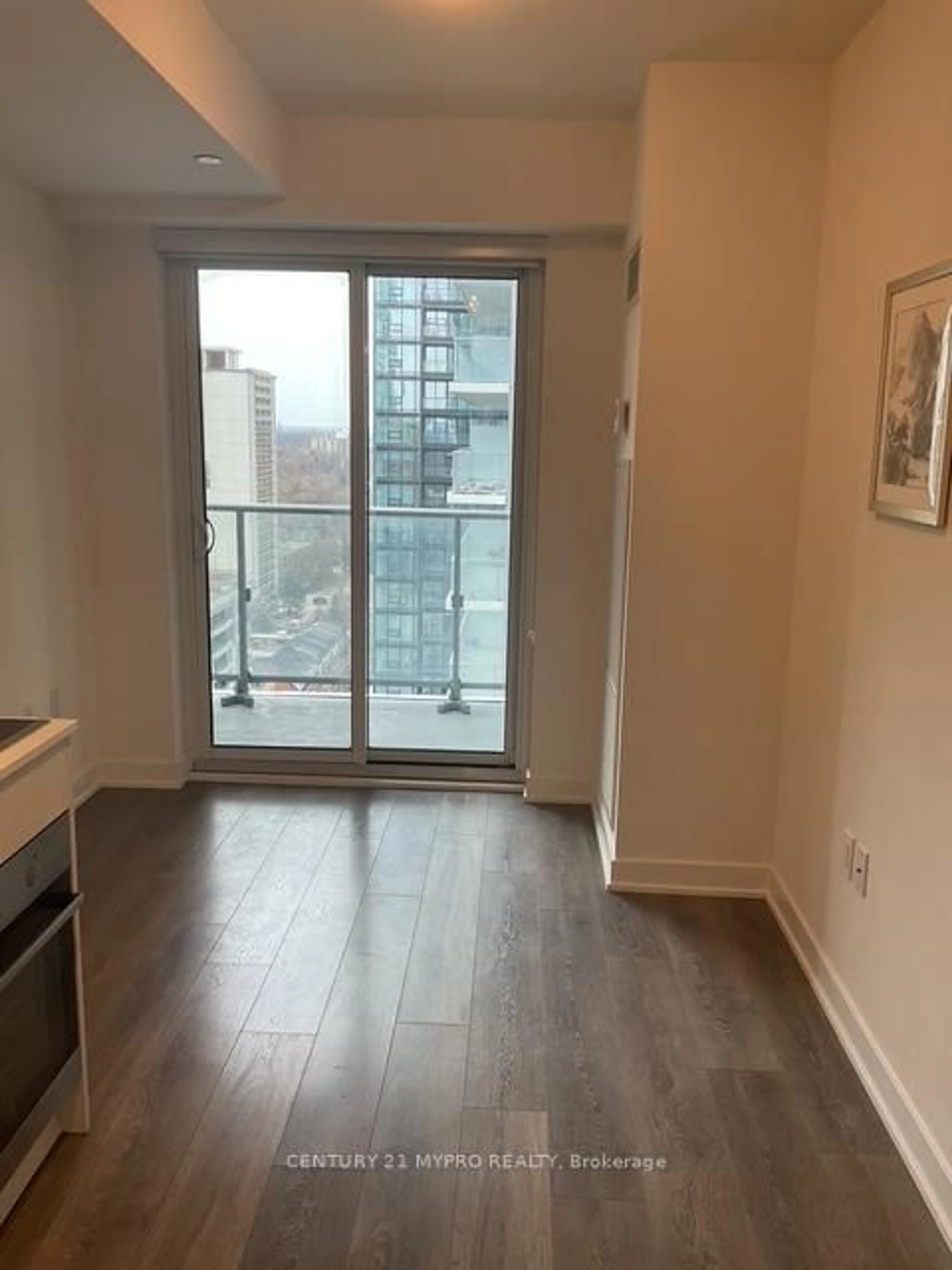 A pic of a room for 195 Redpath Ave #1713, Toronto Ontario M4P 0E4