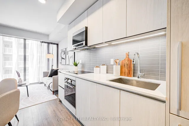 Additional property image - 8 Cumberland St Unit 809