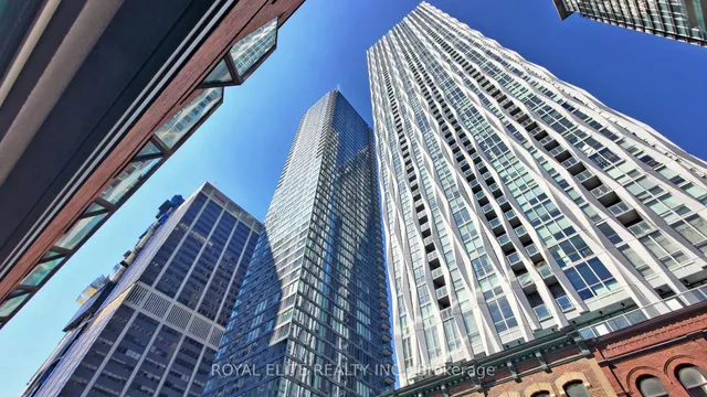 Additional property image - 8 Cumberland St Unit 809