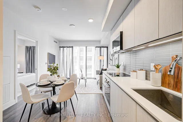 Additional property image - 8 Cumberland St Unit 809