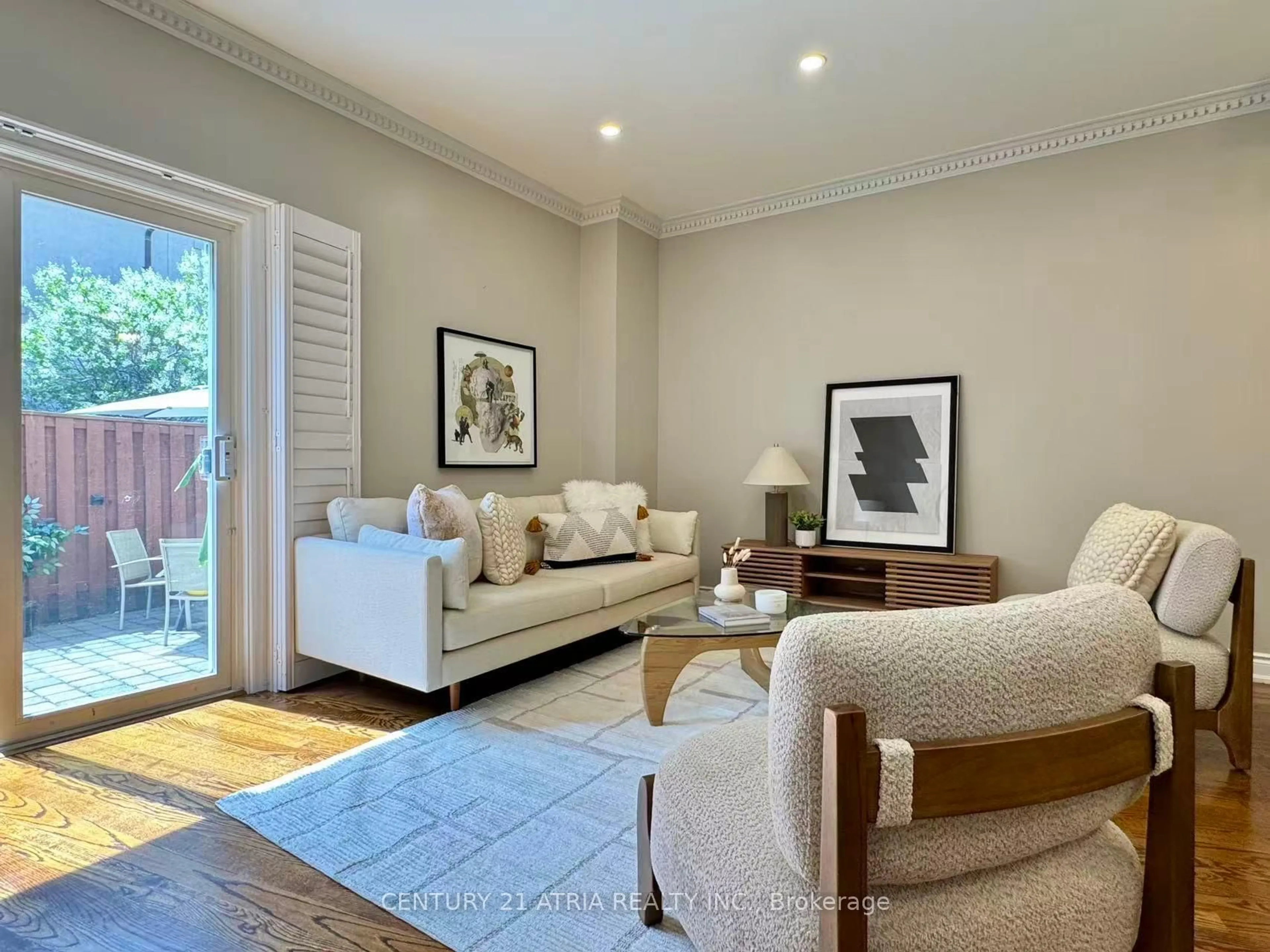 Living room with furniture, unknown for 291 David Dunlap Circ, Toronto Ontario M3C 4B9