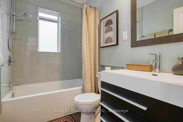 Additional property image - 159A Gladstone Ave