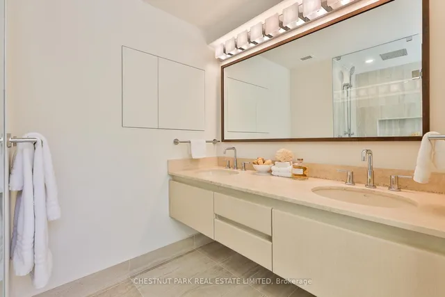Additional property image - 2 Lynwood Ave Unit 201