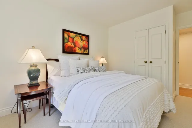 Additional property image - 2 Lynwood Ave Unit 201