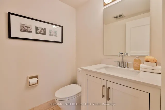 Additional property image - 2 Lynwood Ave Unit 201