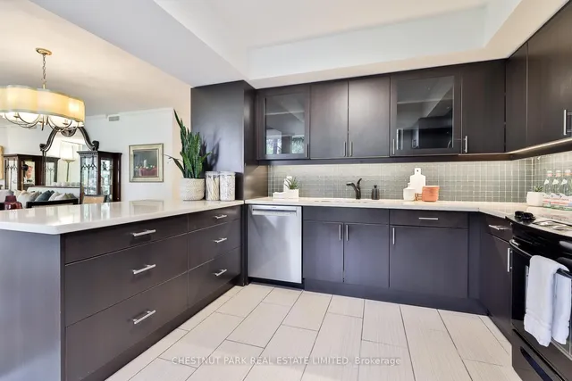 Additional property image - 2 Lynwood Ave Unit 201