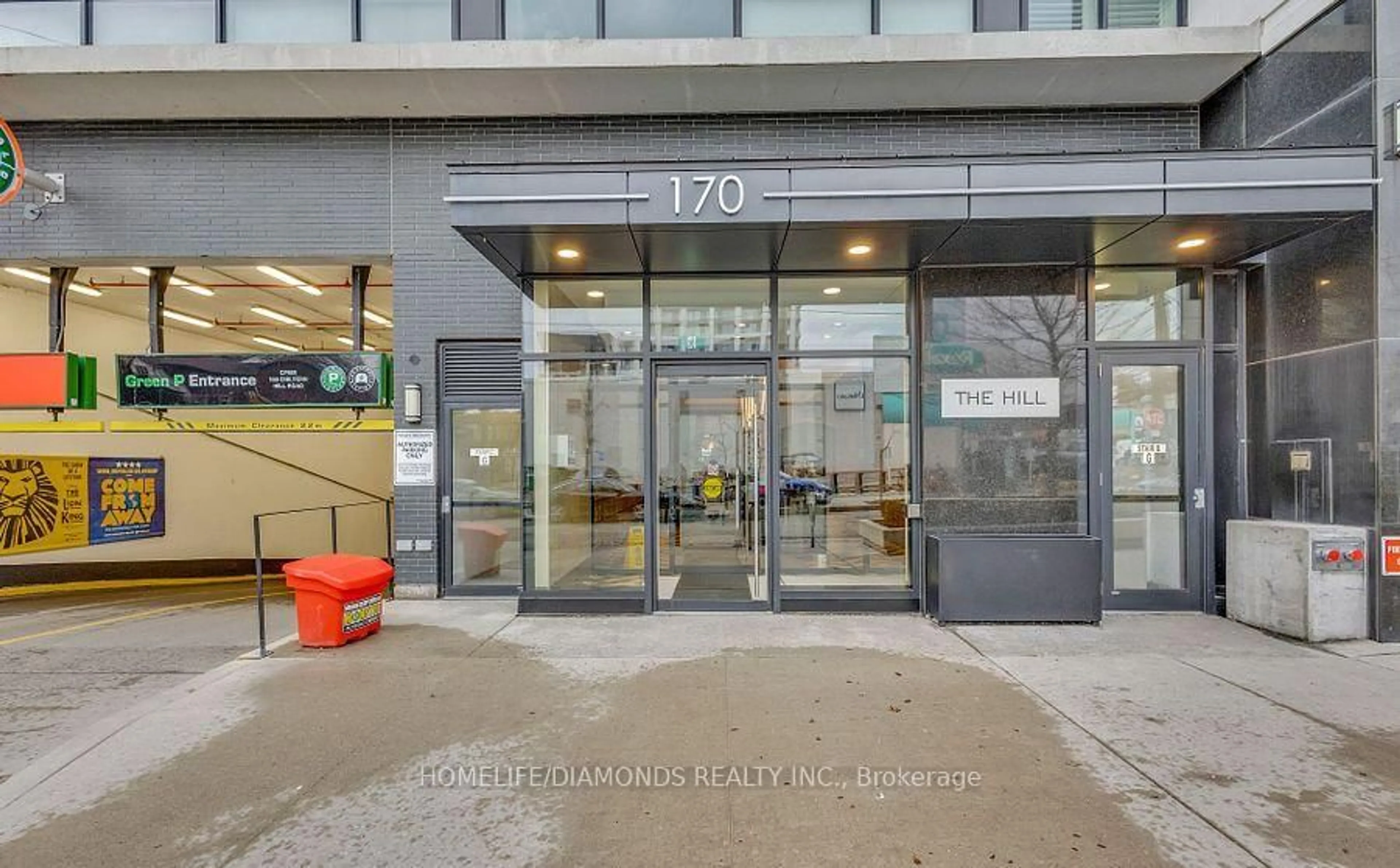 Indoor foyer for 170 Chiltern Hill Rd #507, Toronto Ontario M6C 0A9