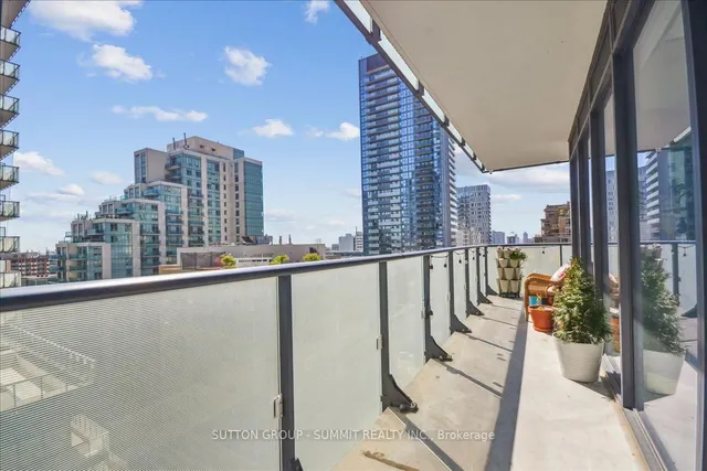 Additional property image - 161 Roehampton Ave Unit 1010