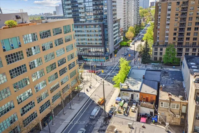 Additional property image - 161 Roehampton Ave Unit 1010