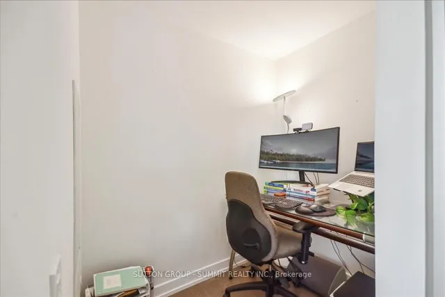 Additional property image - 161 Roehampton Ave Unit 1010