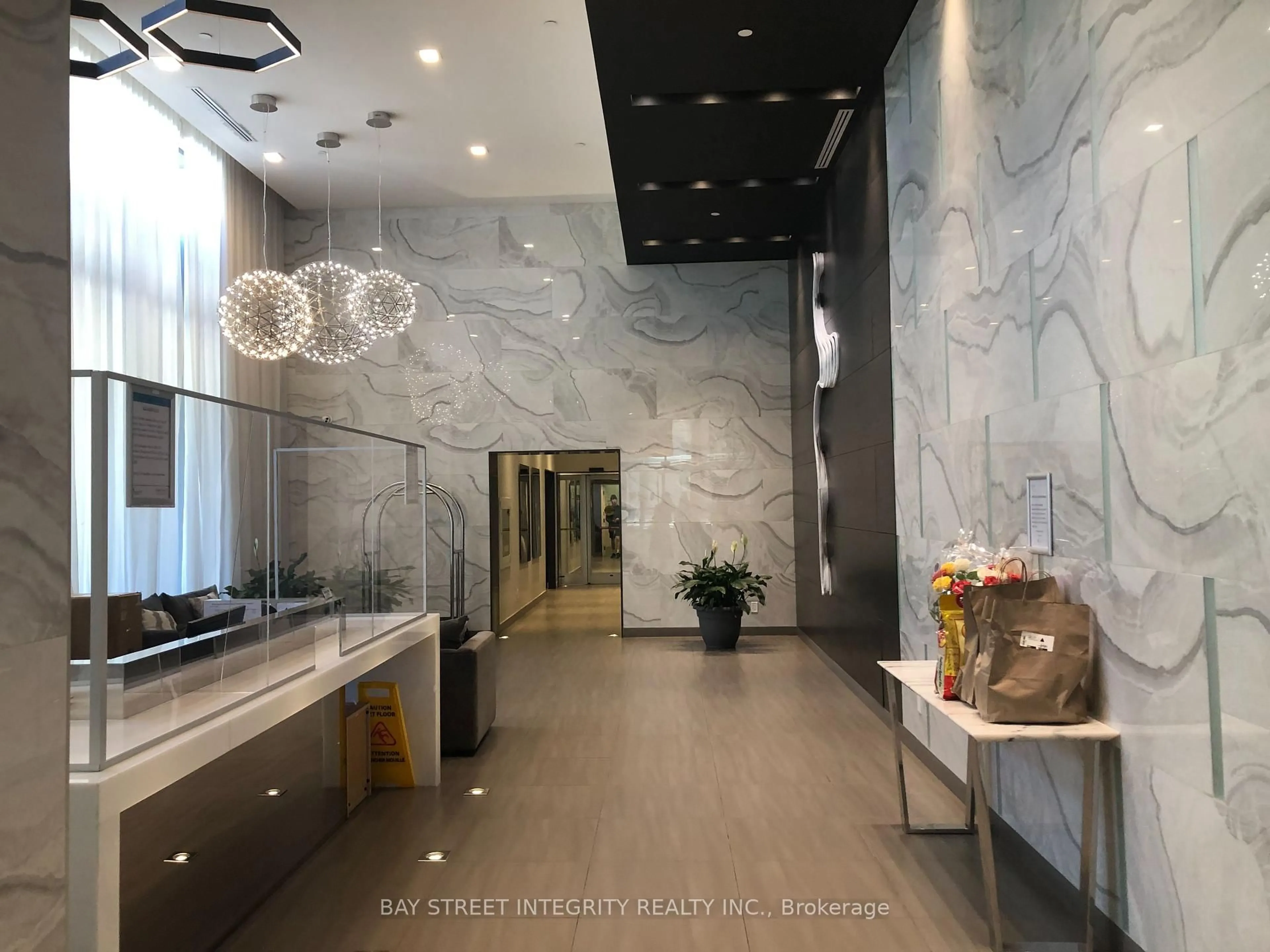 Unknown for 5180 Yonge St #2206, Toronto Ontario M2N 0K5