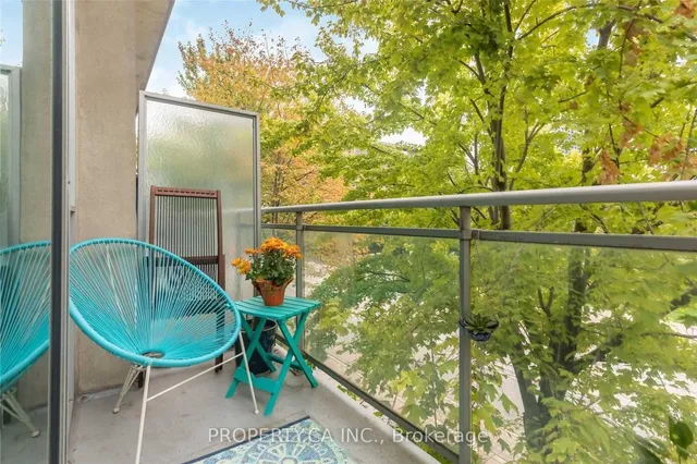 Additional property image - 954 King St Unit 302