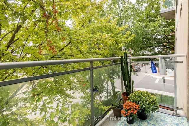 Additional property image - 954 King St Unit 302