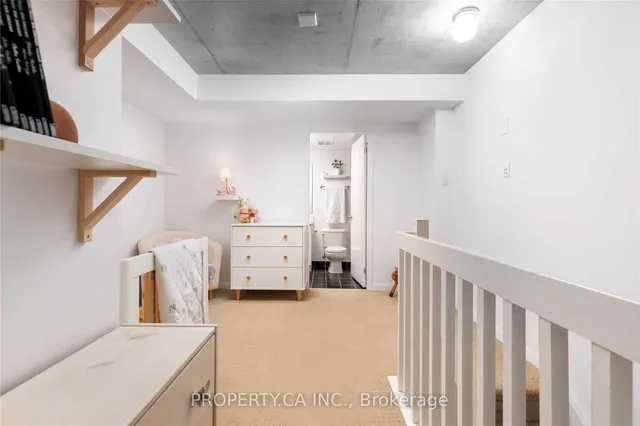 Additional property image - 954 King St Unit 302