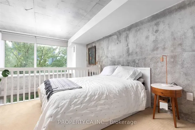 Additional property image - 954 King St Unit 302